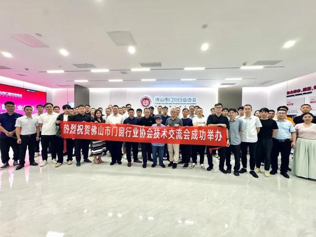 奧門王中王一肖一特一中，揭秘背后的秘密，揭秘澳門王中王背后的秘密，生肖與特碼真相探索