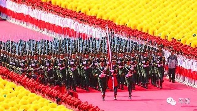國慶閱兵是每年一次嗎？——深度解析與探討，深度解析與探討，國慶閱兵是否為每年例行活動？