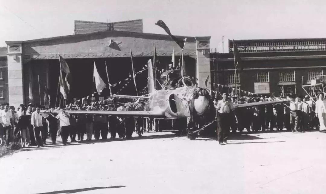 中國最可怕的戰(zhàn)機(jī)，殲-60的神秘面紗與視頻揭秘，揭秘中國頂尖戰(zhàn)機(jī)殲-60的神秘面紗與性能揭秘視頻