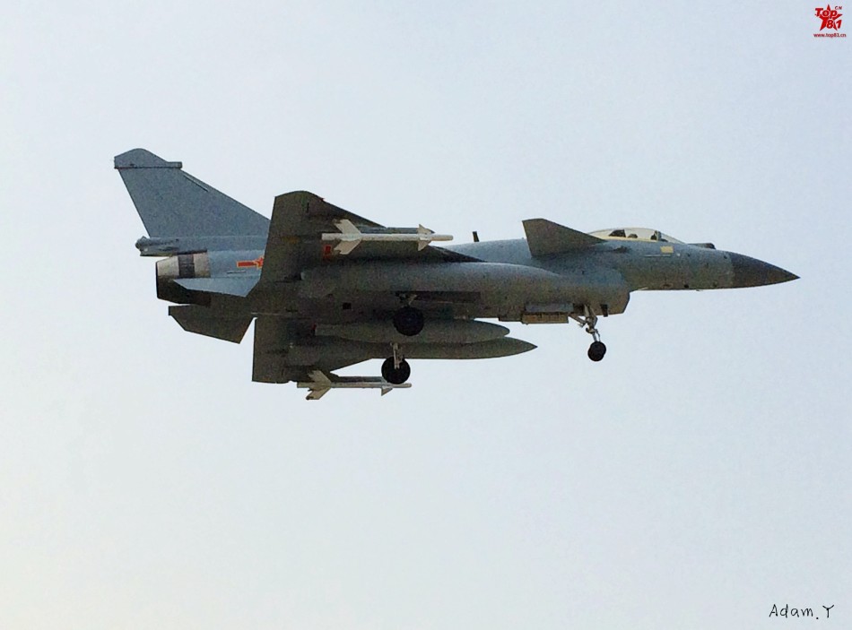 殲10戰(zhàn)斗機(jī)的詳細(xì)介紹，殲10戰(zhàn)斗機(jī)深度解析