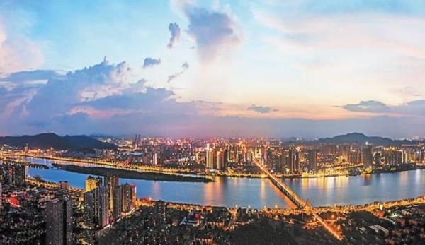 湖南旅游攻略，必去十大景點(diǎn)推薦，湖南旅游攻略，十大必去景點(diǎn)推薦