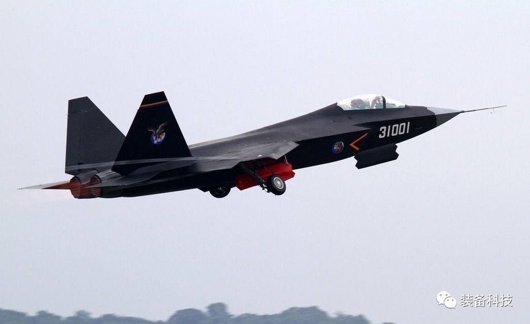 殲-31，窩囊并非事實(shí)，深度解析中國(guó)先進(jìn)戰(zhàn)機(jī)之潛力與挑戰(zhàn)，深度解析，殲-31的潛力與挑戰(zhàn)——中國(guó)先進(jìn)戰(zhàn)機(jī)的突破與前景