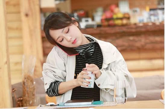 演員王珂為何不溫不火？——深度解析其演藝之路，演員王珂演藝之路解析，為何未能大紅大紫？深度探究其演藝生涯。