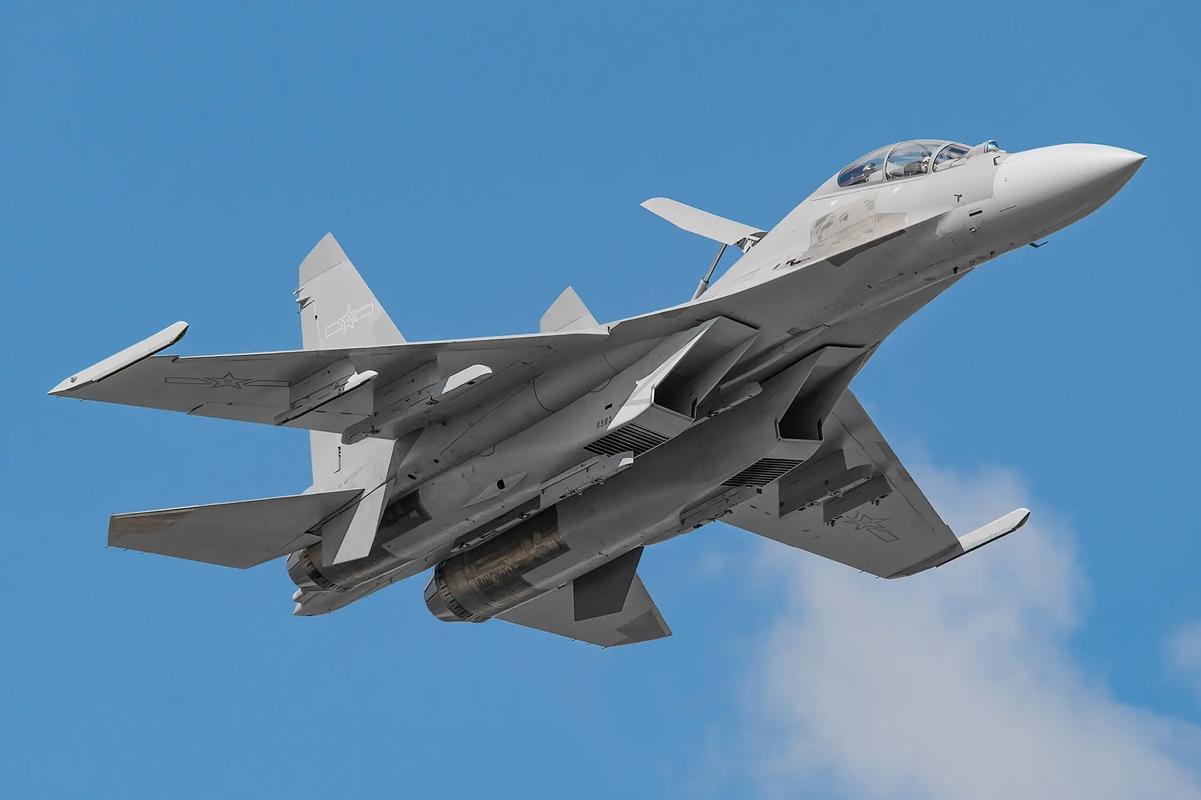 殲11與殲16的區(qū)別，深度解析兩款戰(zhàn)斗機的差異，殲11與殲16深度對比，解析兩款戰(zhàn)斗機的顯著差異