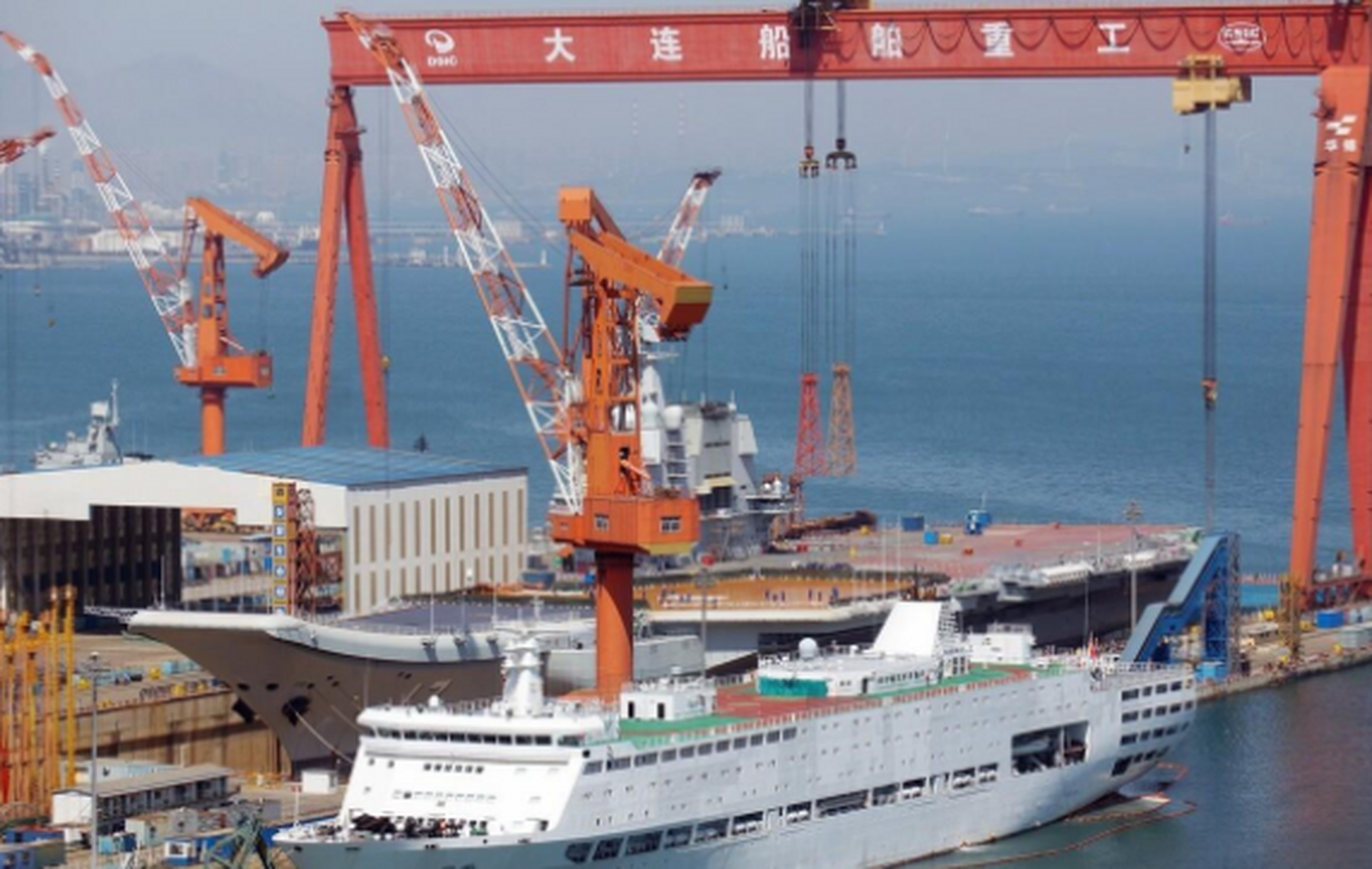 大連造船廠搬遷揭秘，新址究竟在哪里？，大連造船廠搬遷幕后揭秘，新址揭曉！