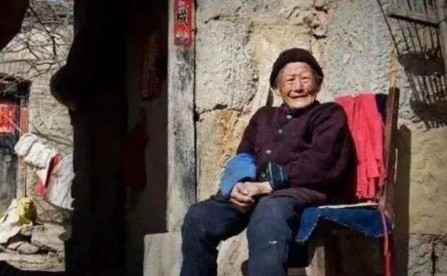 二陽一般第幾天最嚴重，深度解析新冠感染癥狀變化，新冠感染癥狀變化深度解析，二陽癥狀最嚴重時期解析